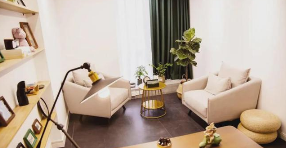 太在意别人的看法，是因为你将自己“客体化”了